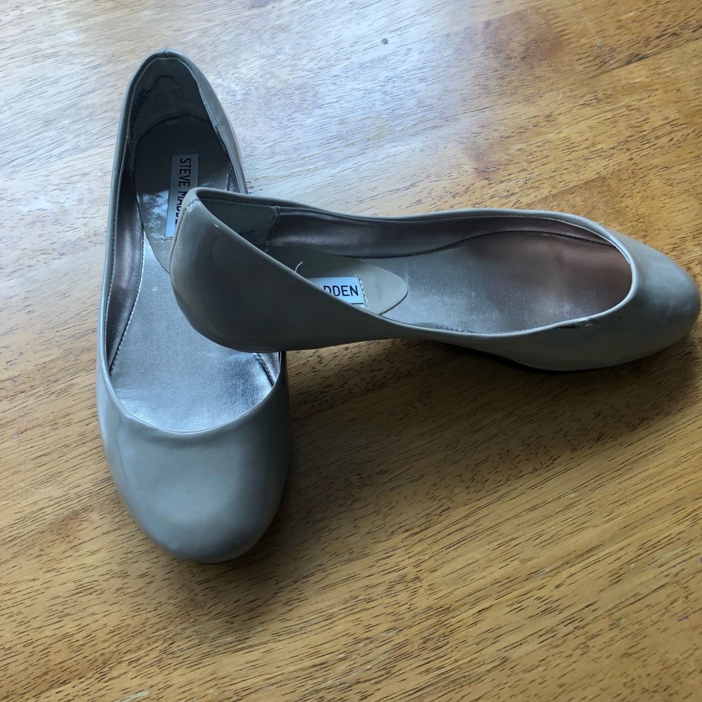 Steve Madden Nude Flats